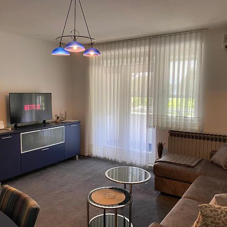 Apartman Nijvice Zewnętrze zdjęcie