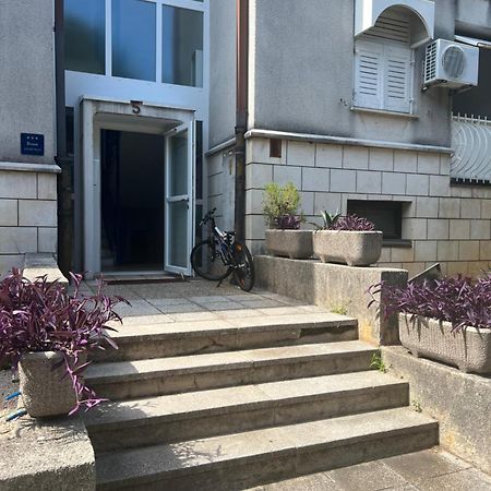 Apartman Nijvice Zewnętrze zdjęcie